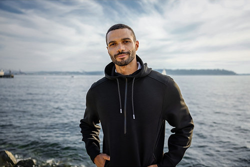 Roam Pullover hoodie