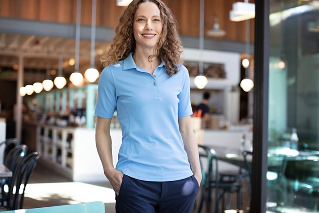 woman smiling in cafe