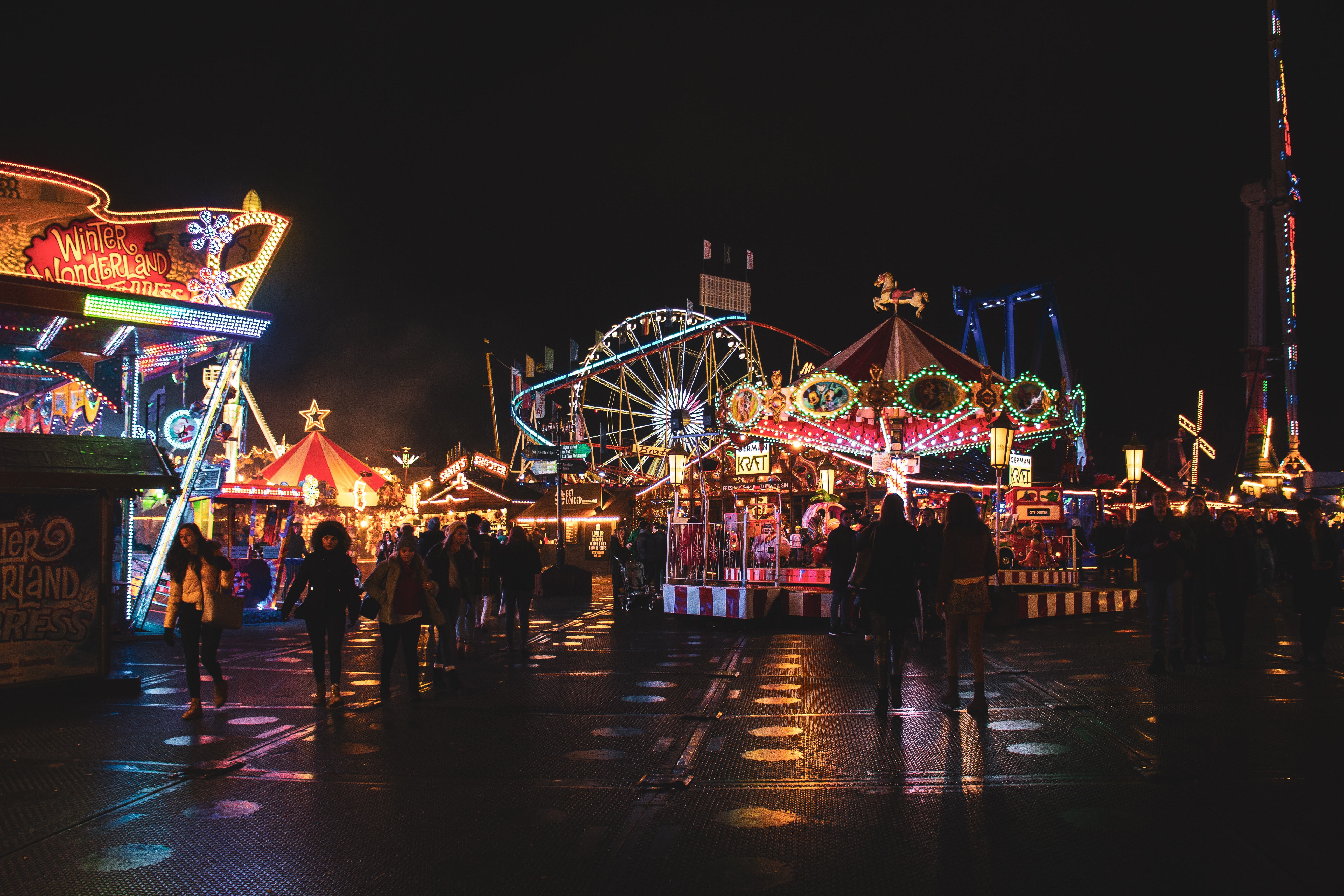carnival rides and games