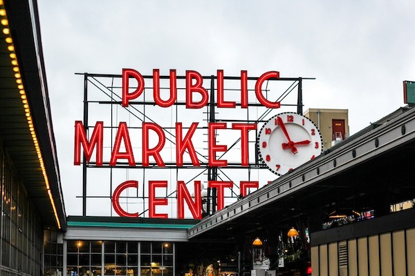 pike-place-market-center